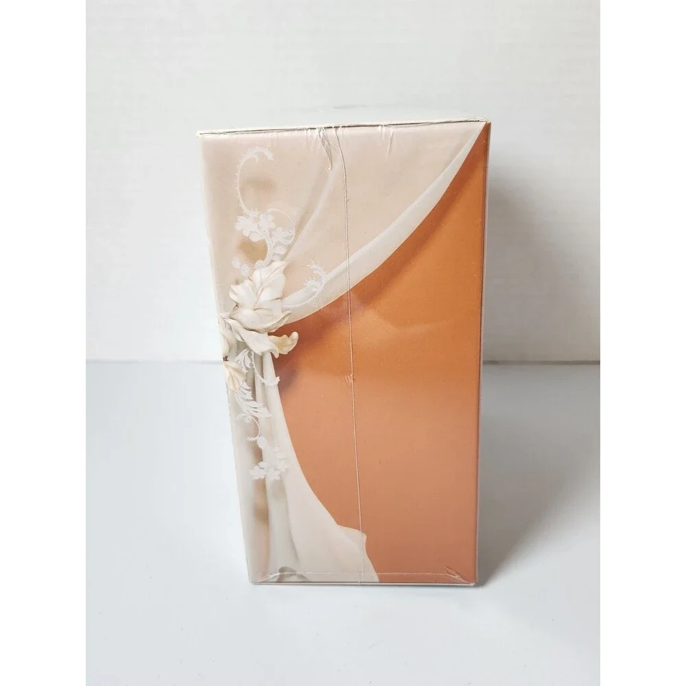 POP MART SKULLPANDA Convenant of the White Moon Figure Factory Sealed